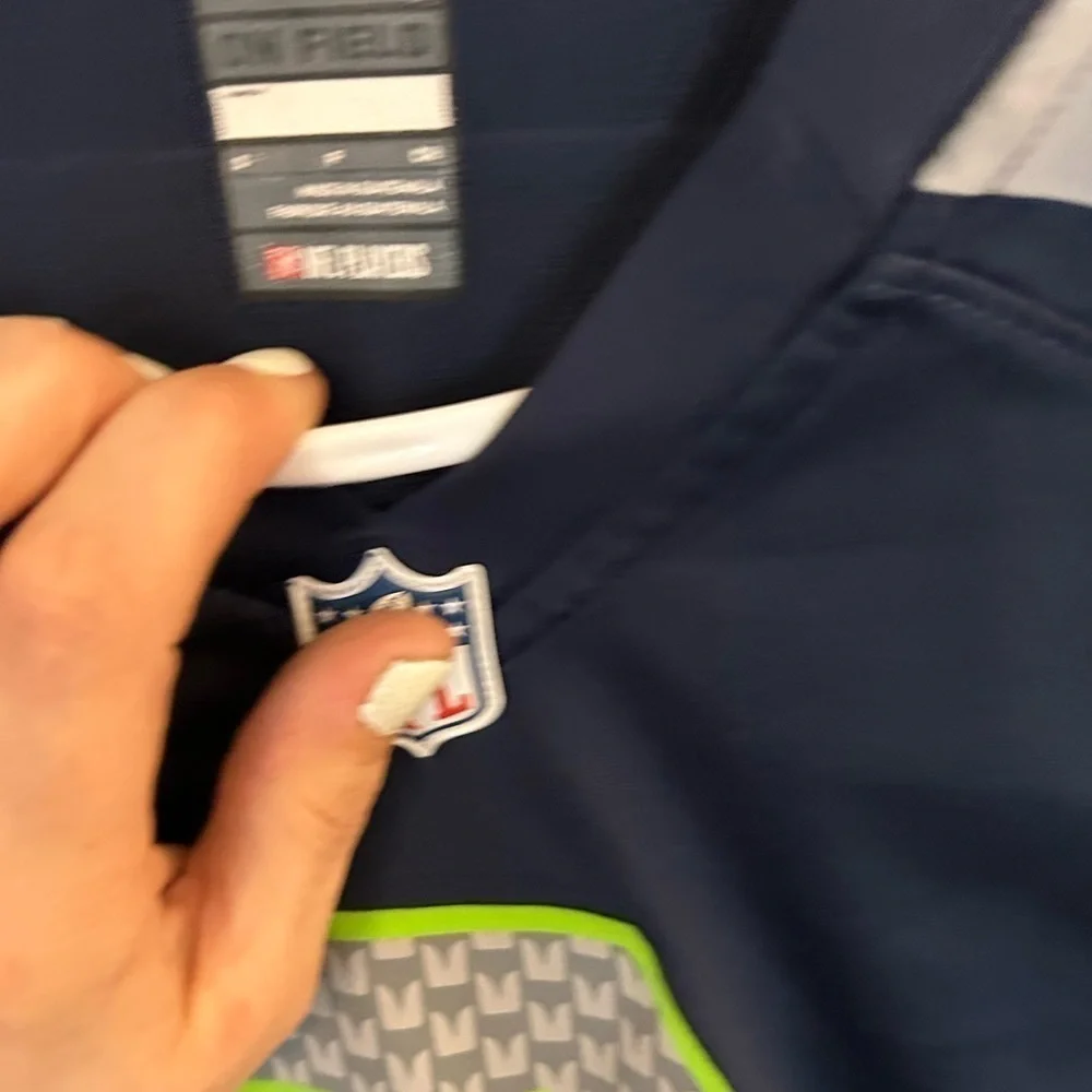 Nikes, Seattle Seahawks football ladies small on field jersey Russell Wilson 3